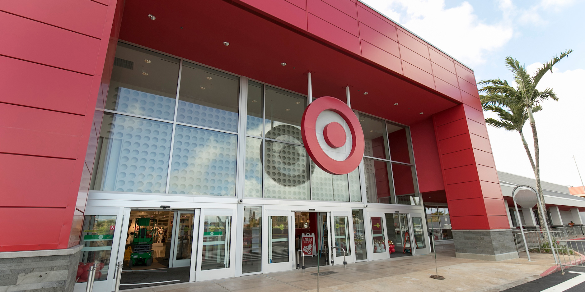 Does Target take Apple Pay?