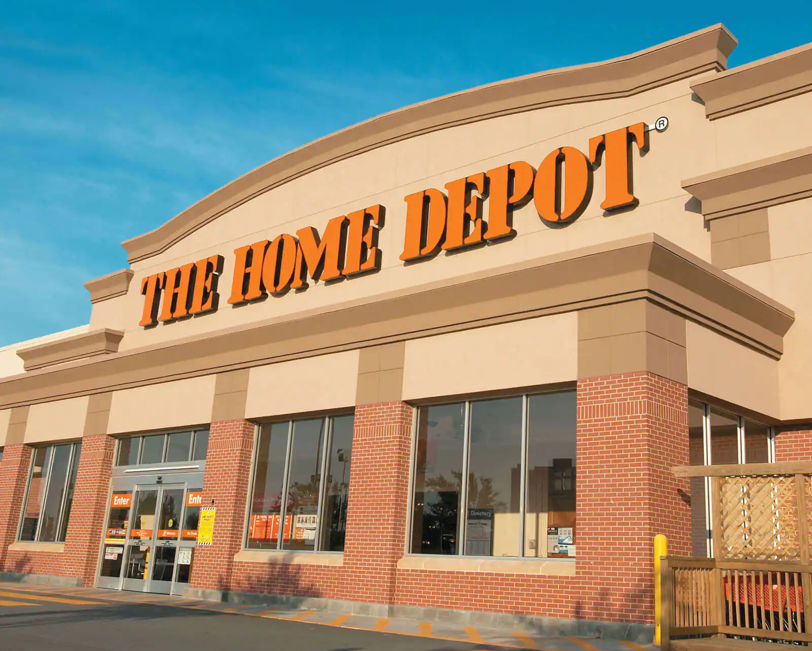 Does the Home Depot take Apple Pay?